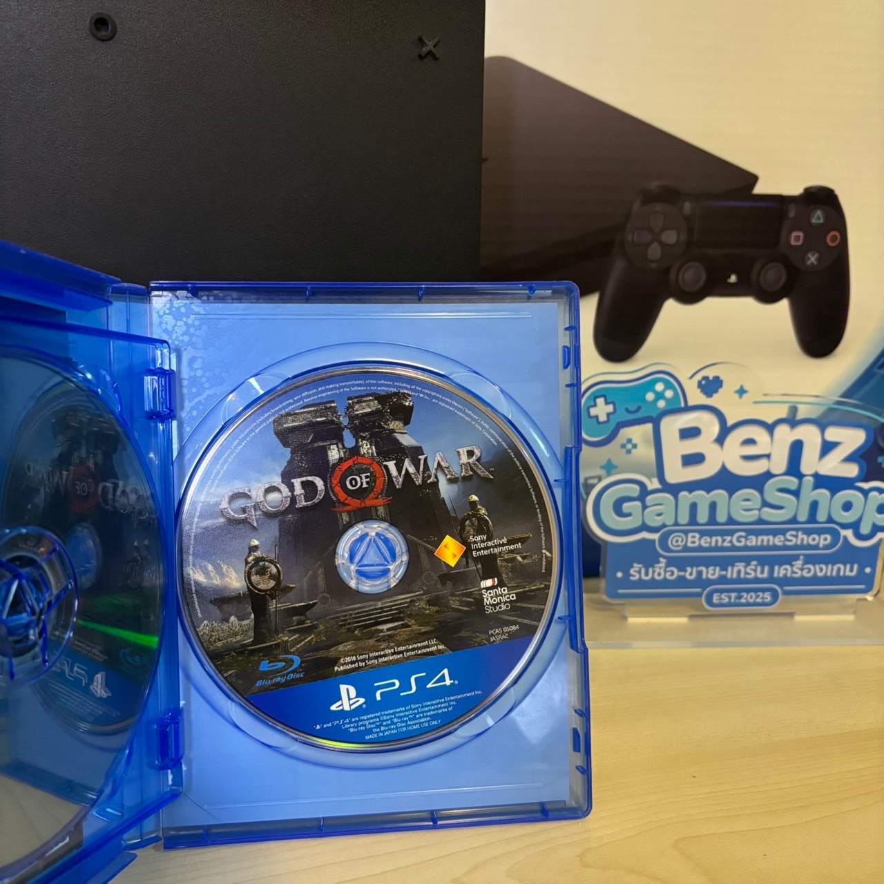 PlayStation 4 Slim 500GB (Jet Black) ชุด PS4 Hits ครบกล่อง + 2 เกม (มือสอง)