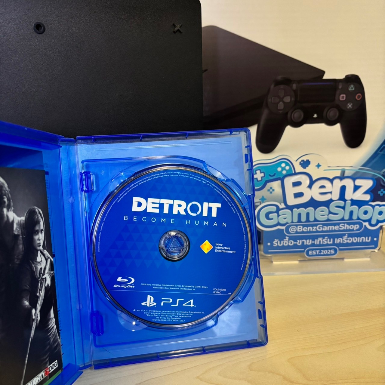 PlayStation 4 Slim 500GB (Jet Black) ชุด PS4 Hits ครบกล่อง + 2 เกม (มือสอง)