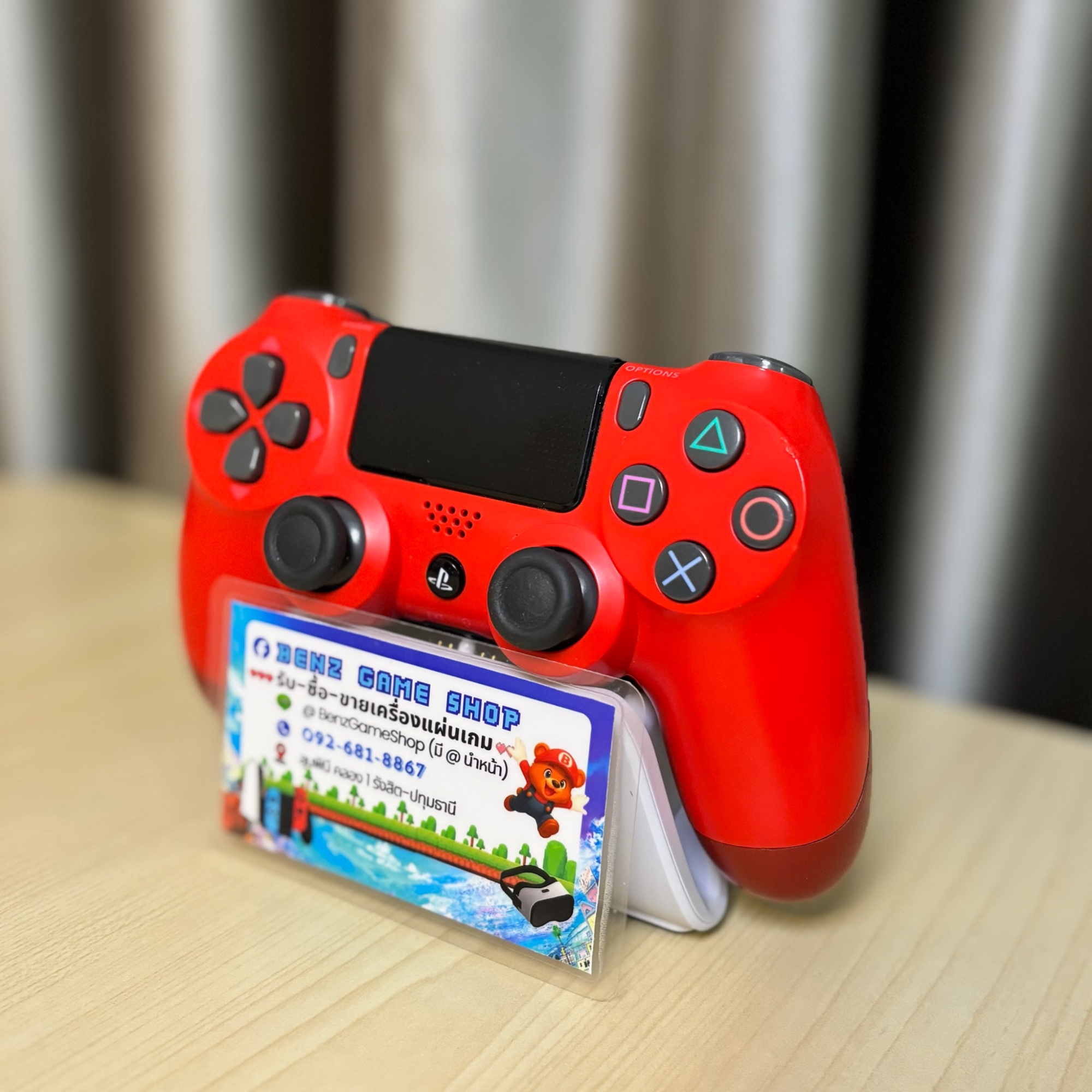 จอย DualShock 4 PS4 สีแดง (Magma Red)